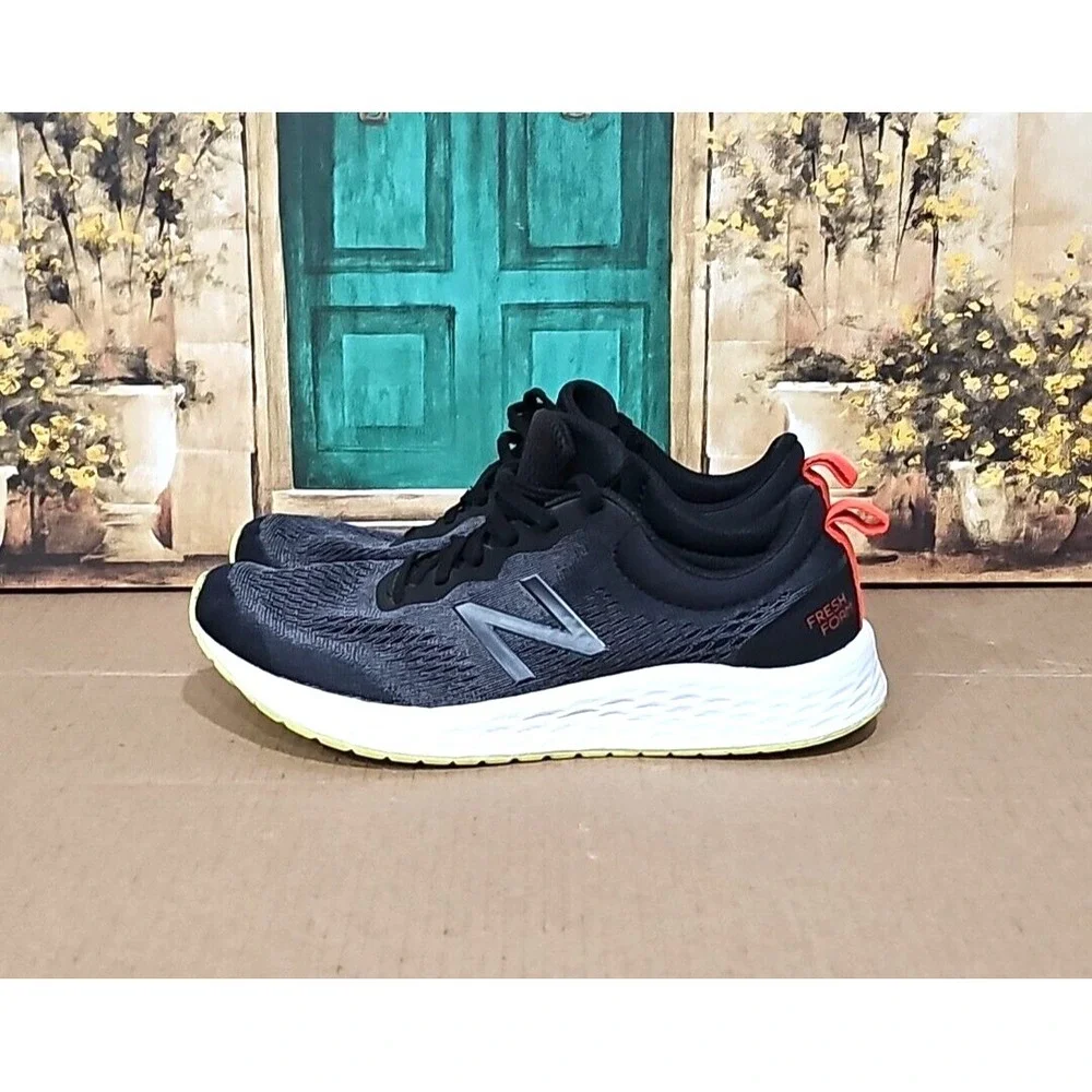 New‎ Balance Arishi V3 Fresh Foam Mens Size 10 Black Running Sneakers MARISCH3